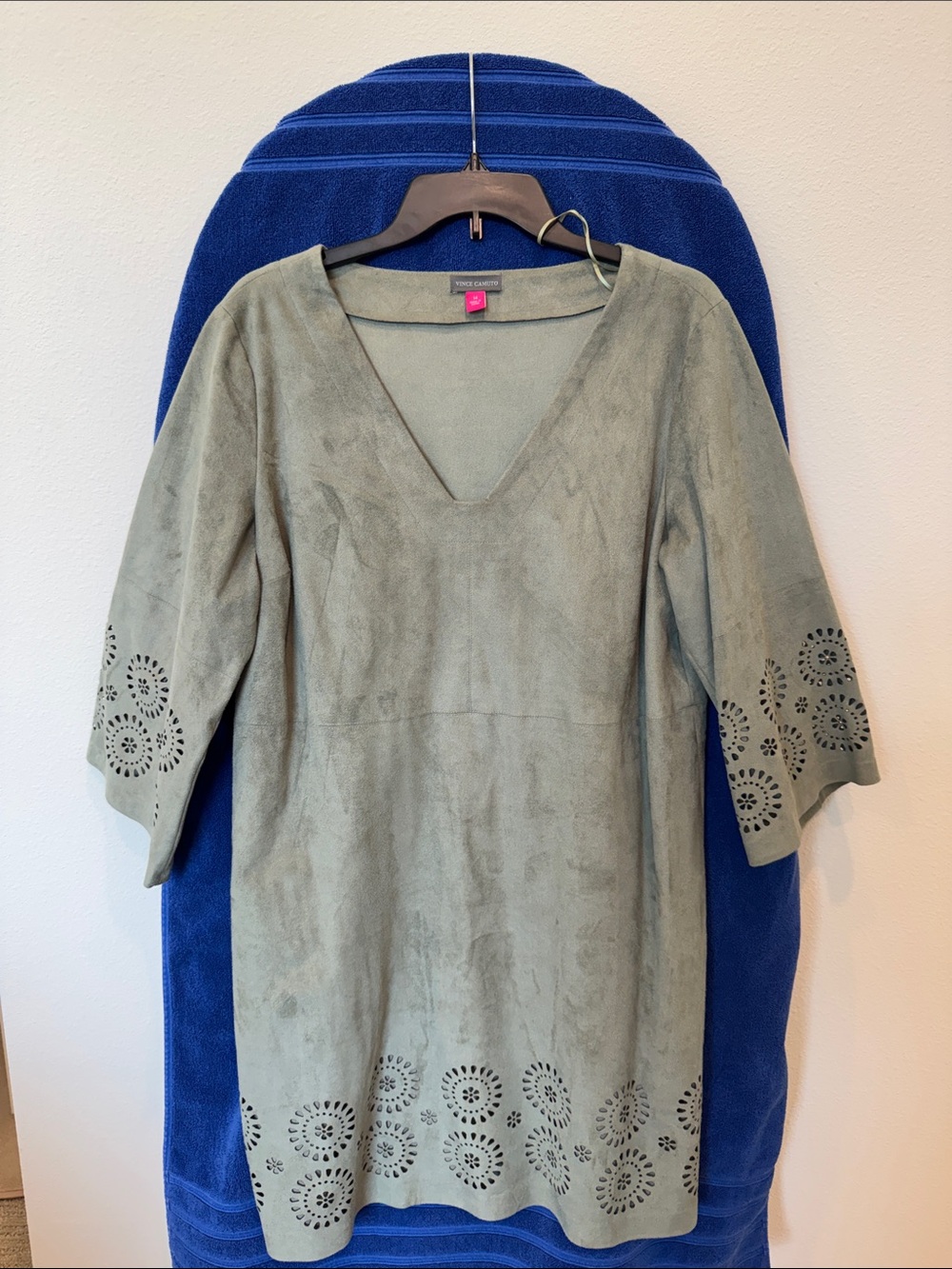 Vince Camuto Sage Green Suede-Look V-Neck Tunic with Laser-Cut Hem